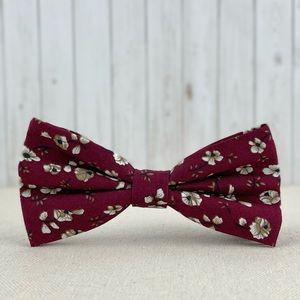 Men’s Oxblood Red Rustic Floral Print Bow Tie Pre-Tied Wedding Party Bow Tie